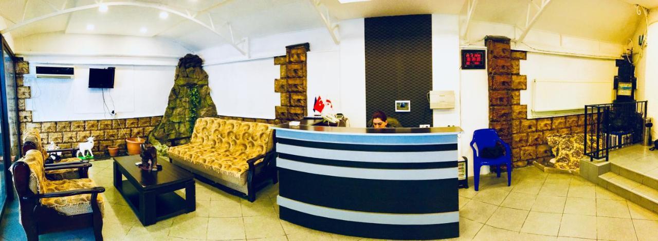 Hotel Nice Tbilisi Eksteriør billede